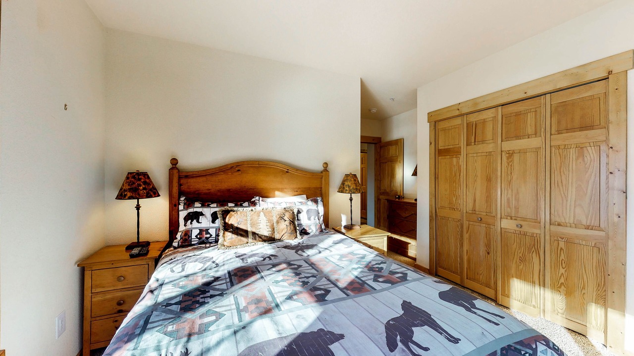 Photo of Bedroom in Mountain House