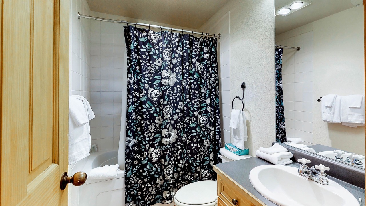 Photo of Bathroom in Mountain House