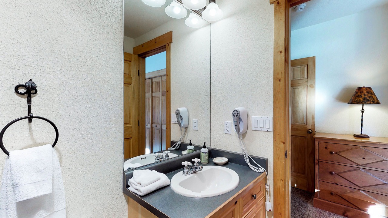 Photo of Bathroom in Mountain House