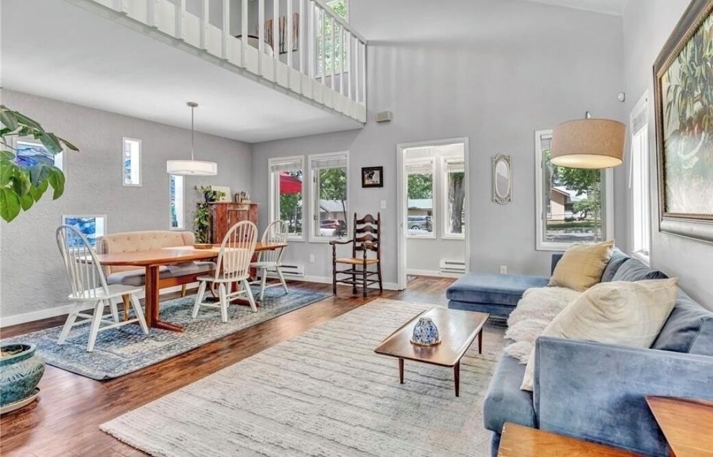 Photo of Livingroom in Central Colorado Springs