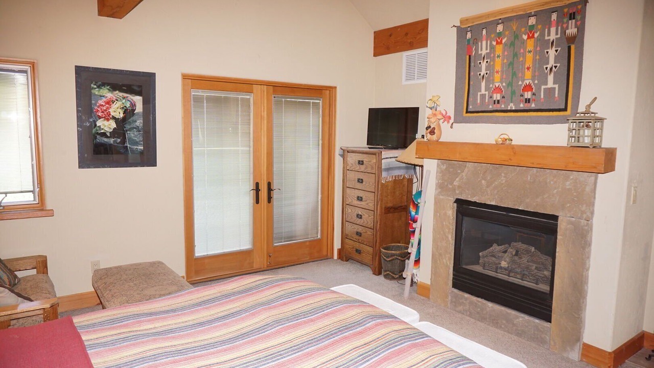 Photo of Livingroom in Snowmass Village