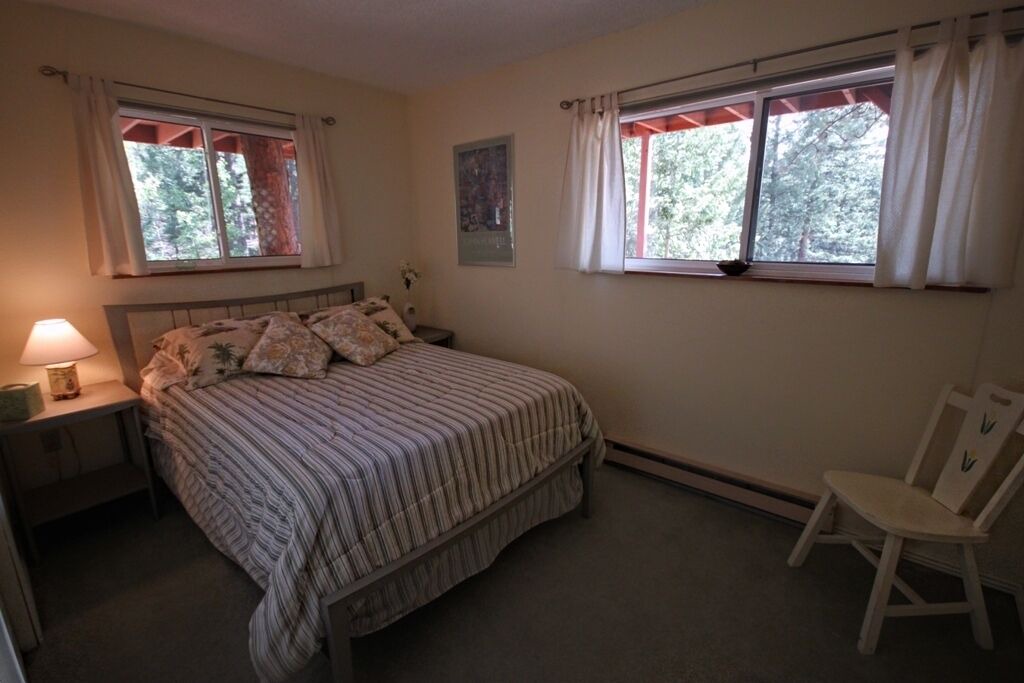 Photo of Bedroom in Woodland Park