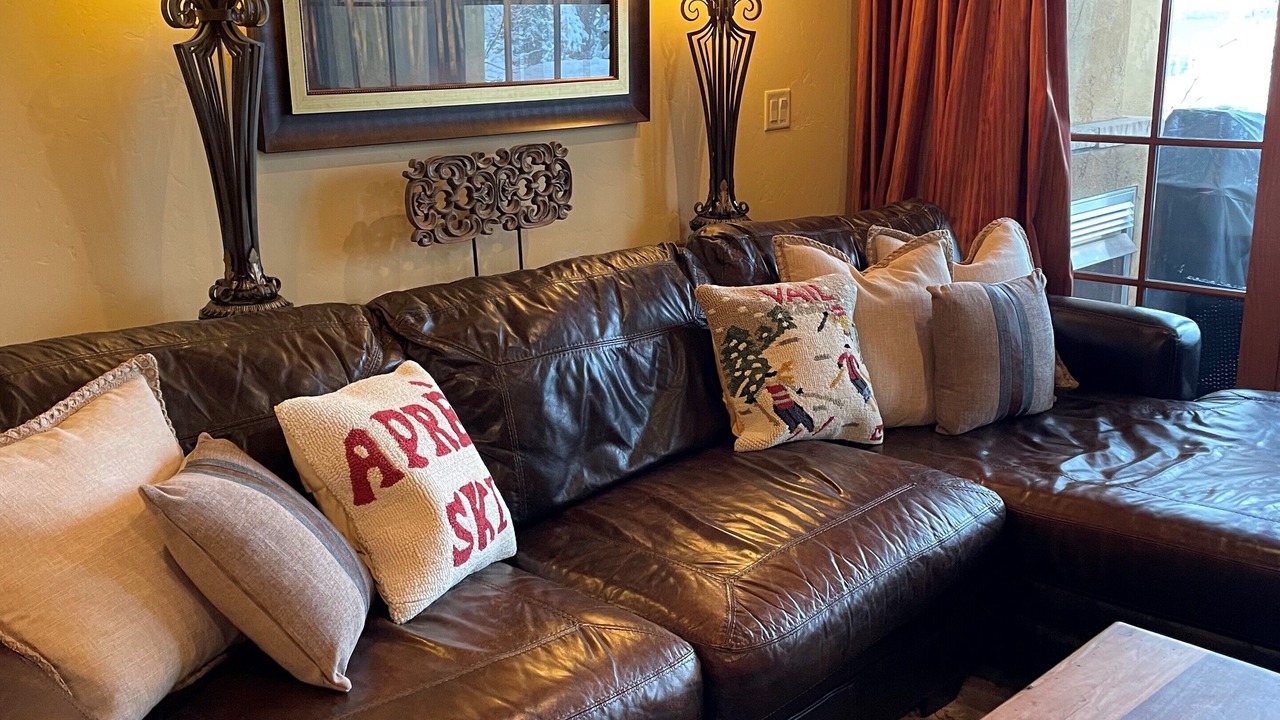 Photo of Livingroom in Vail