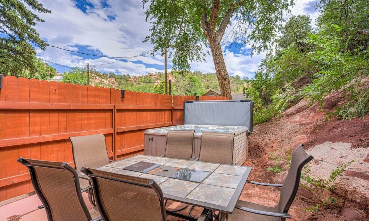 Photo of Outdoor in Manitou Springs