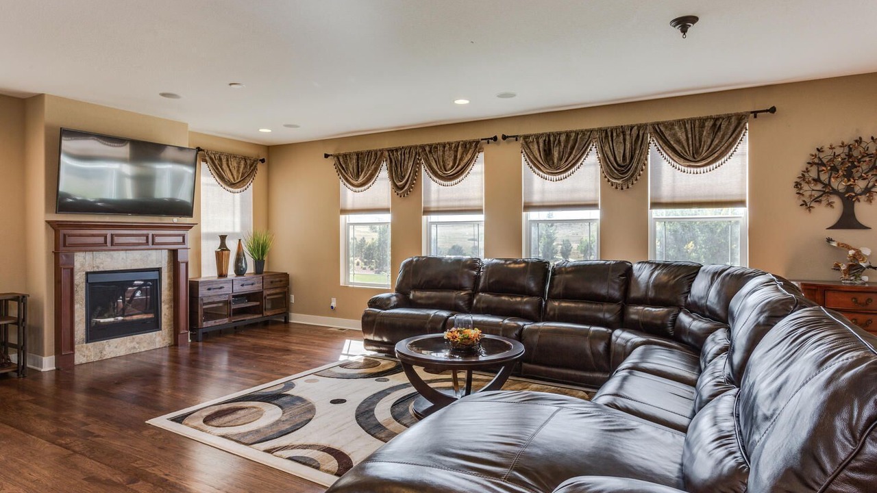 Photo of Livingroom in Parker