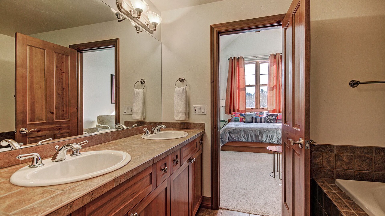 Photo of Bathroom in The Highlands