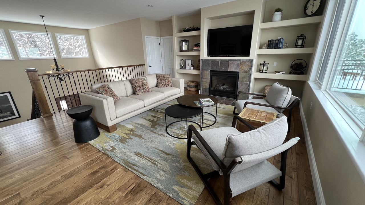 Photo of Livingroom in Broadmoor