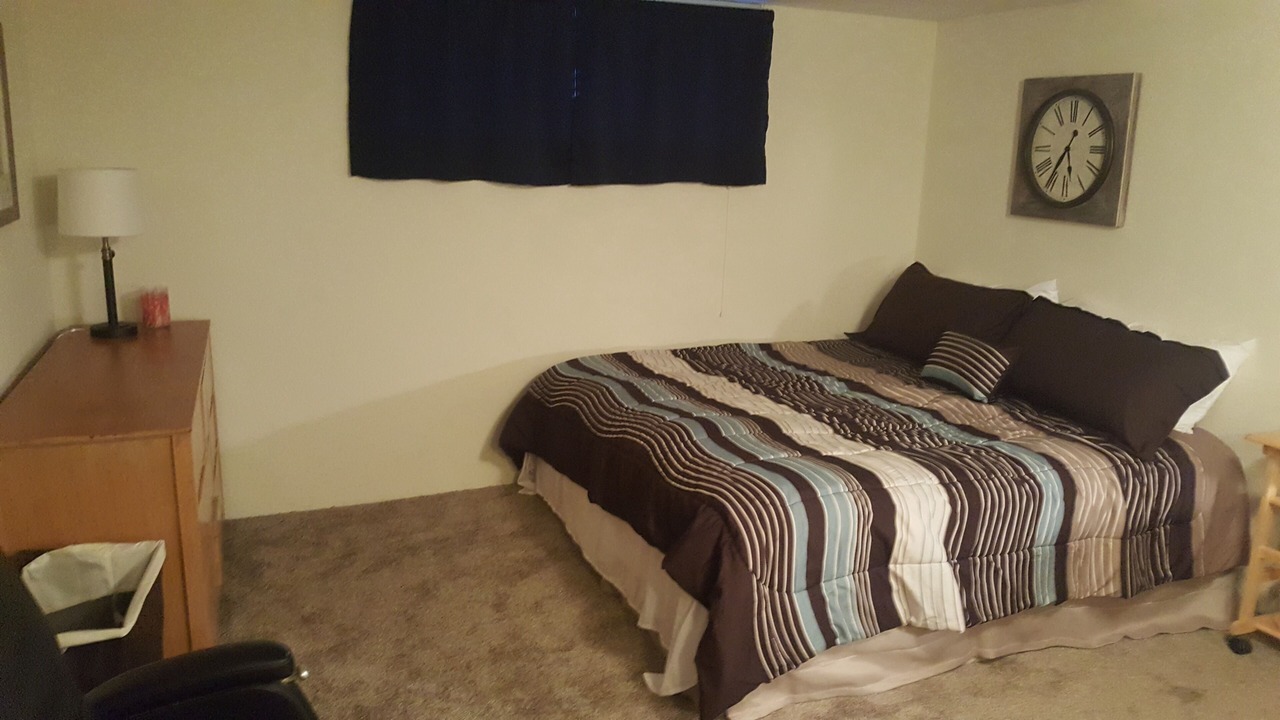 Photo of Bedroom in Edgewater