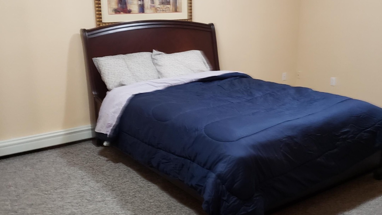 Photo of Bedroom in Pine