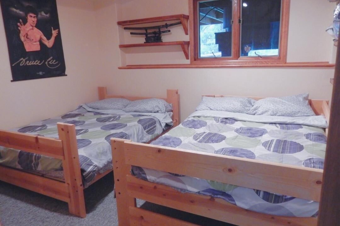 Photo of Bedroom in Pine