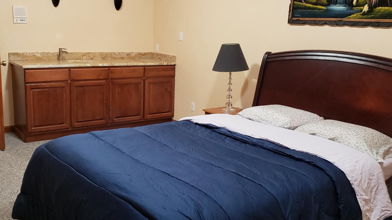Photo of Bedroom in Pine