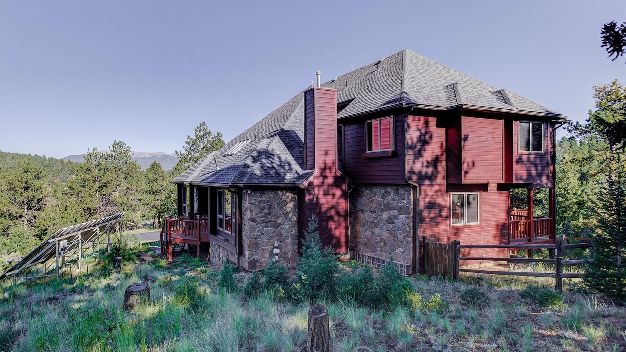 Photo of Outdoor in Pine