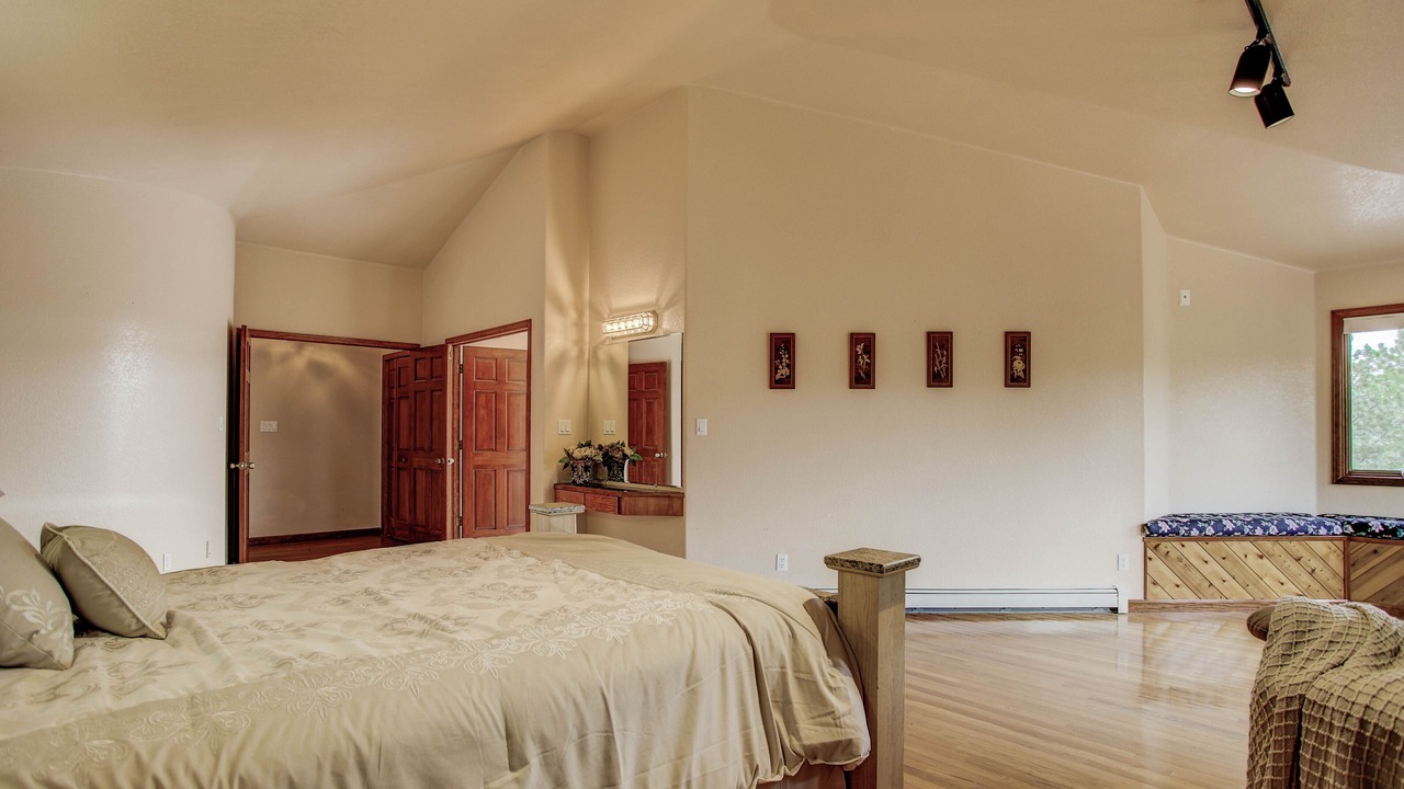 Photo of Bedroom in Pine
