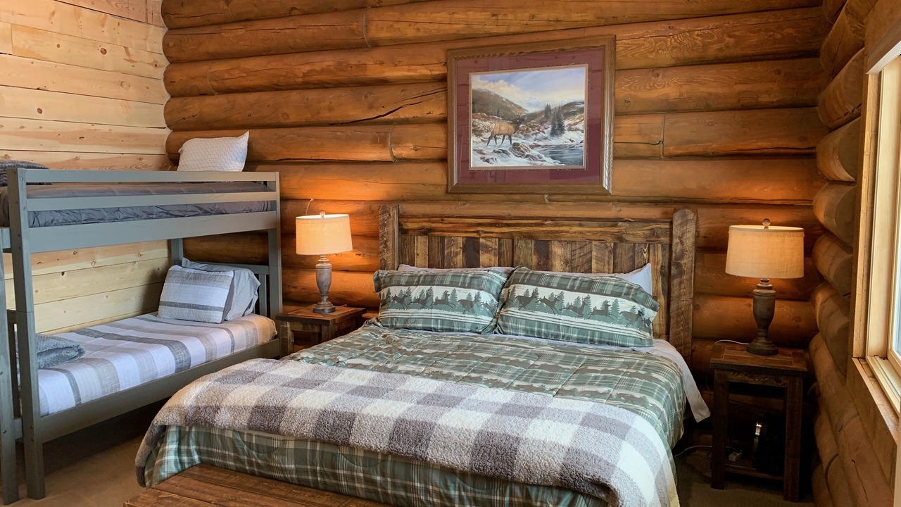 Photo of Bedroom in Grand Lake
