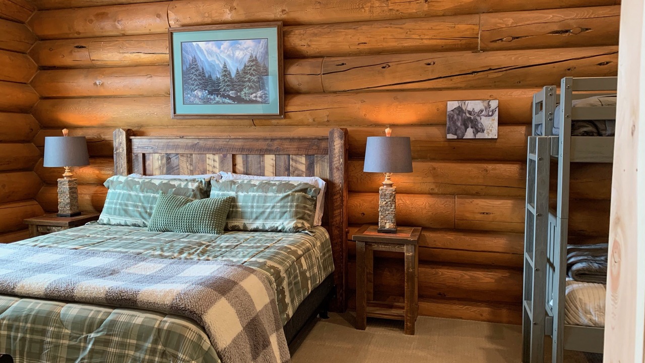 Photo of Bedroom in Grand Lake