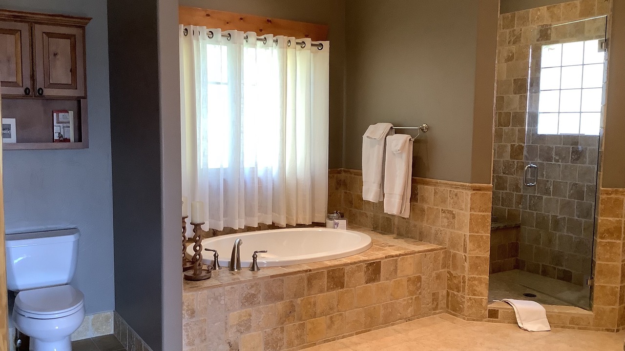 Photo of Bathroom in Fraser