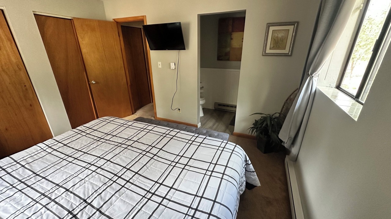 Photo of Bedroom in Bailey