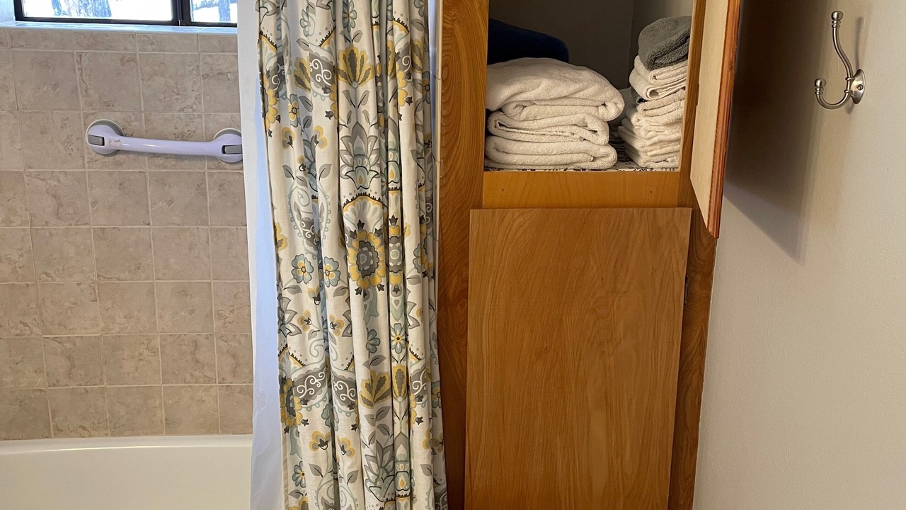 Photo of Bathroom in Bailey