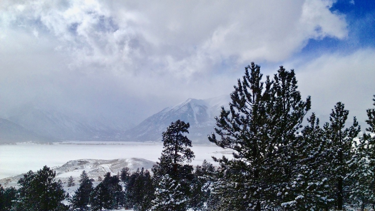 Photo of Others in Twin Lakes