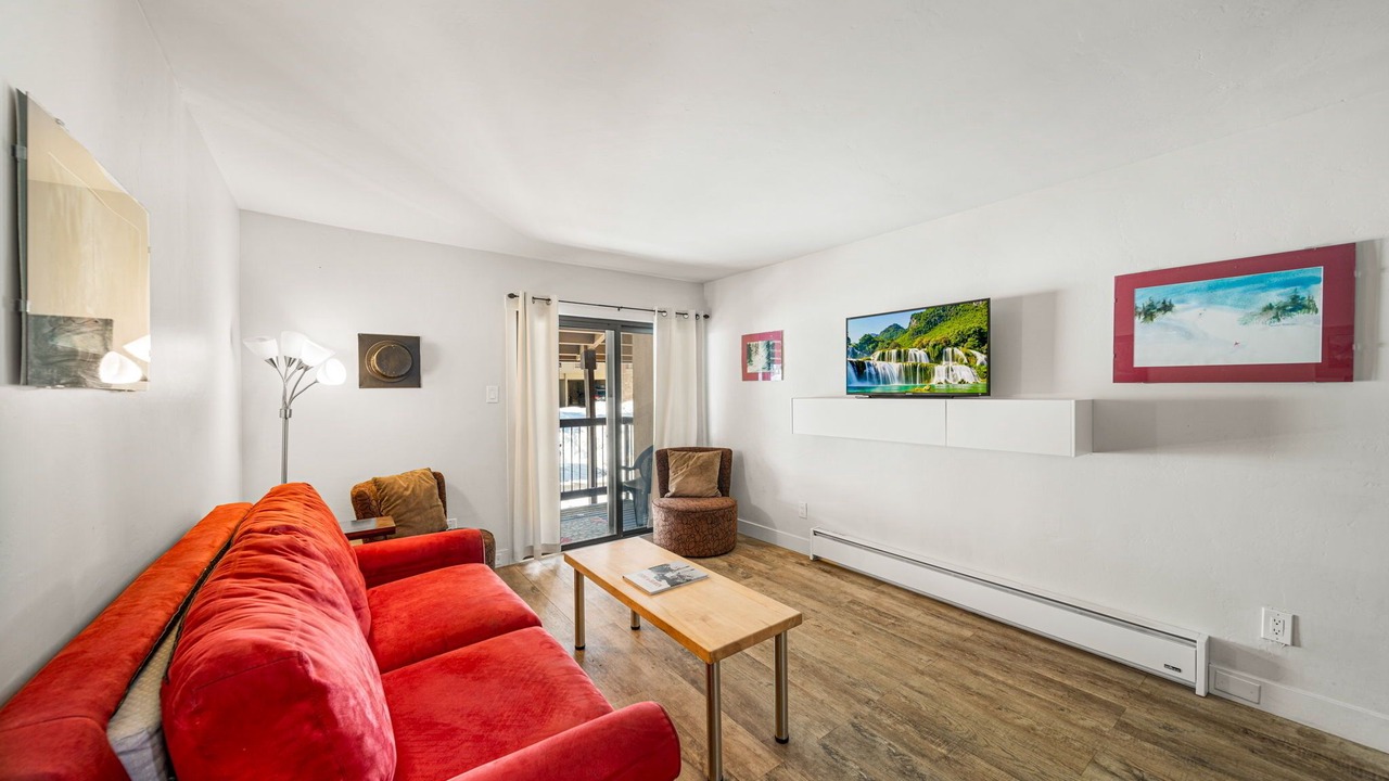 Photo of Livingroom in Purgatory