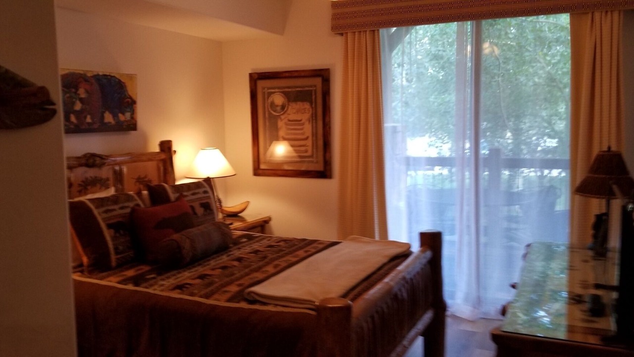 Photo of Bedroom in The Highlands