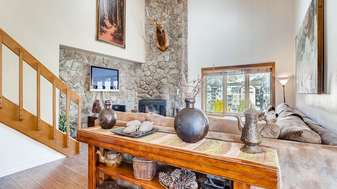 Photo of Livingroom in Avon