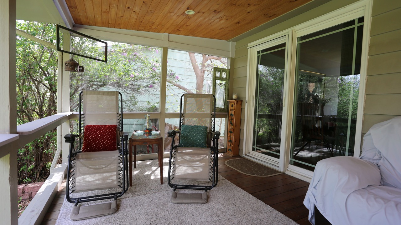 Photo of Outdoor in Baseline Sub