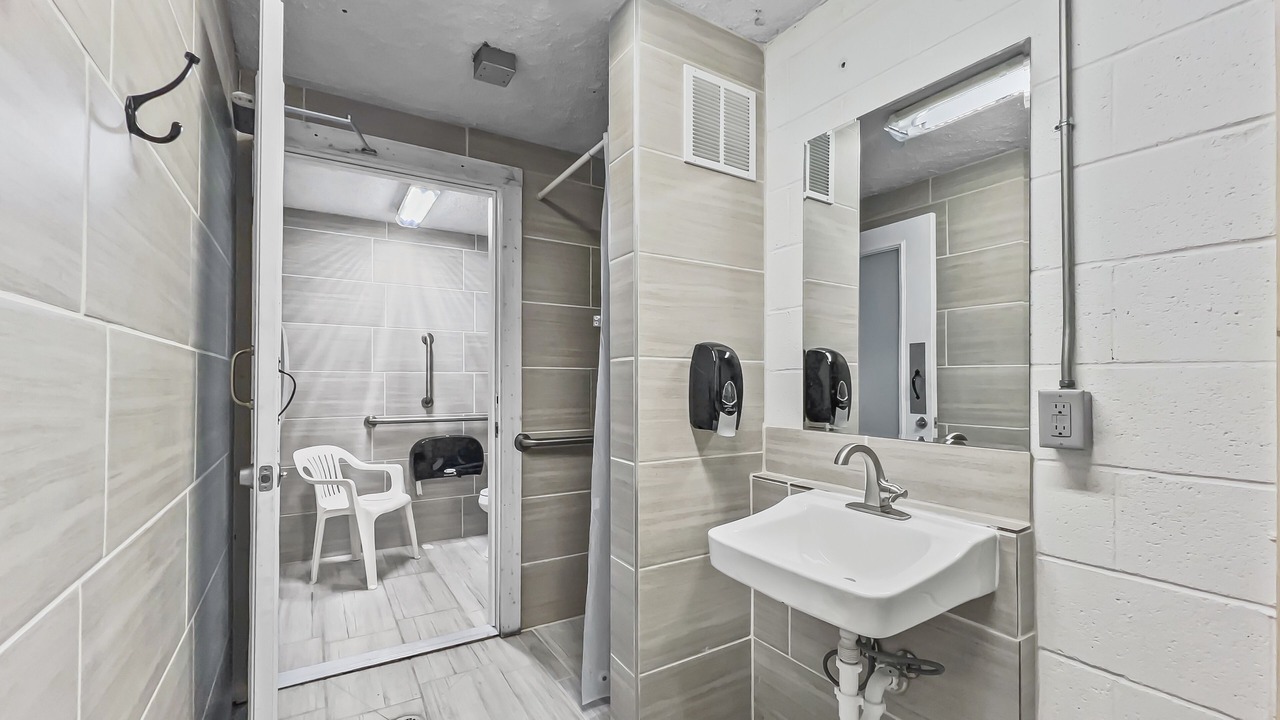 Photo of Bathroom in Dillon