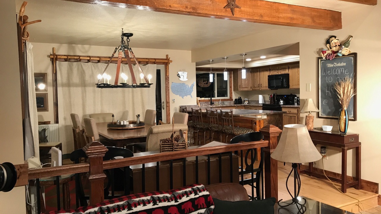 Photo of Bedroom in Summit Cove