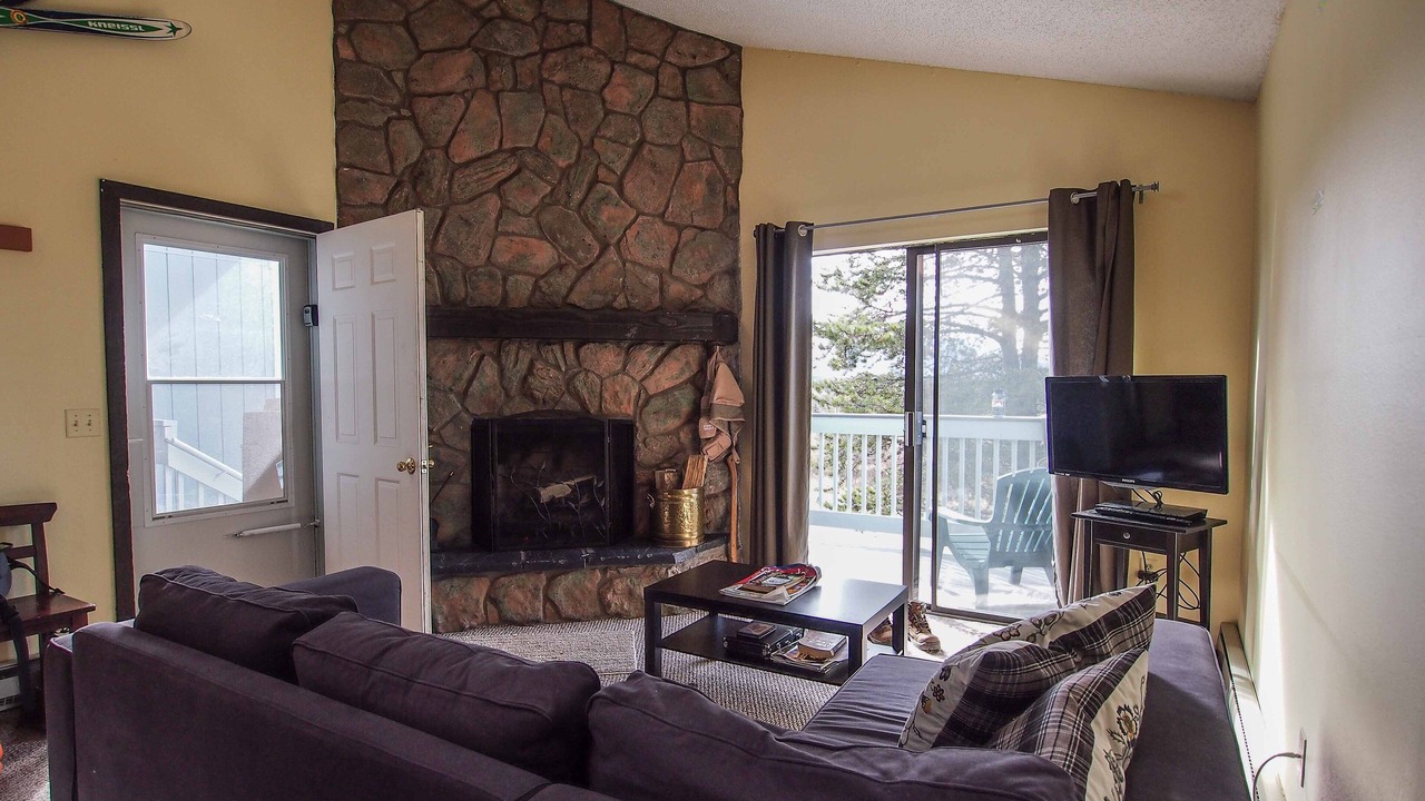 Photo of Livingroom in Fraser