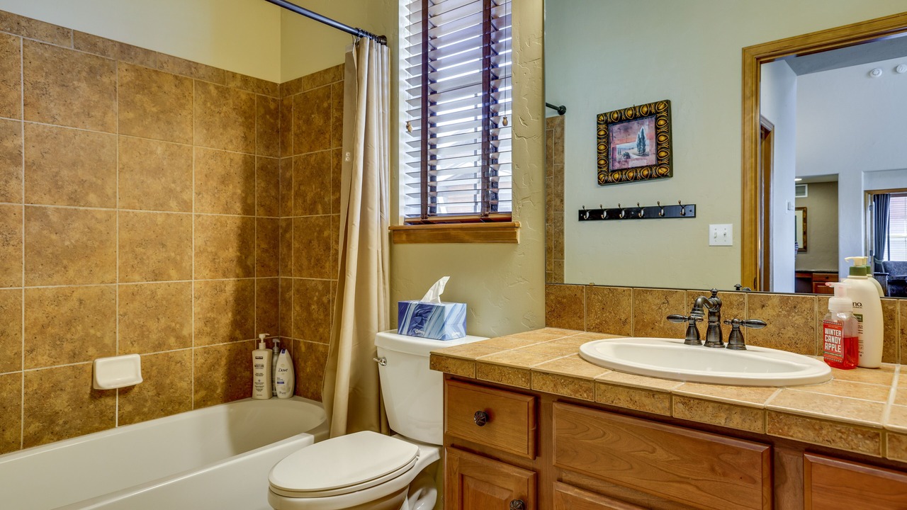 Photo of Bathroom in Silvercreek