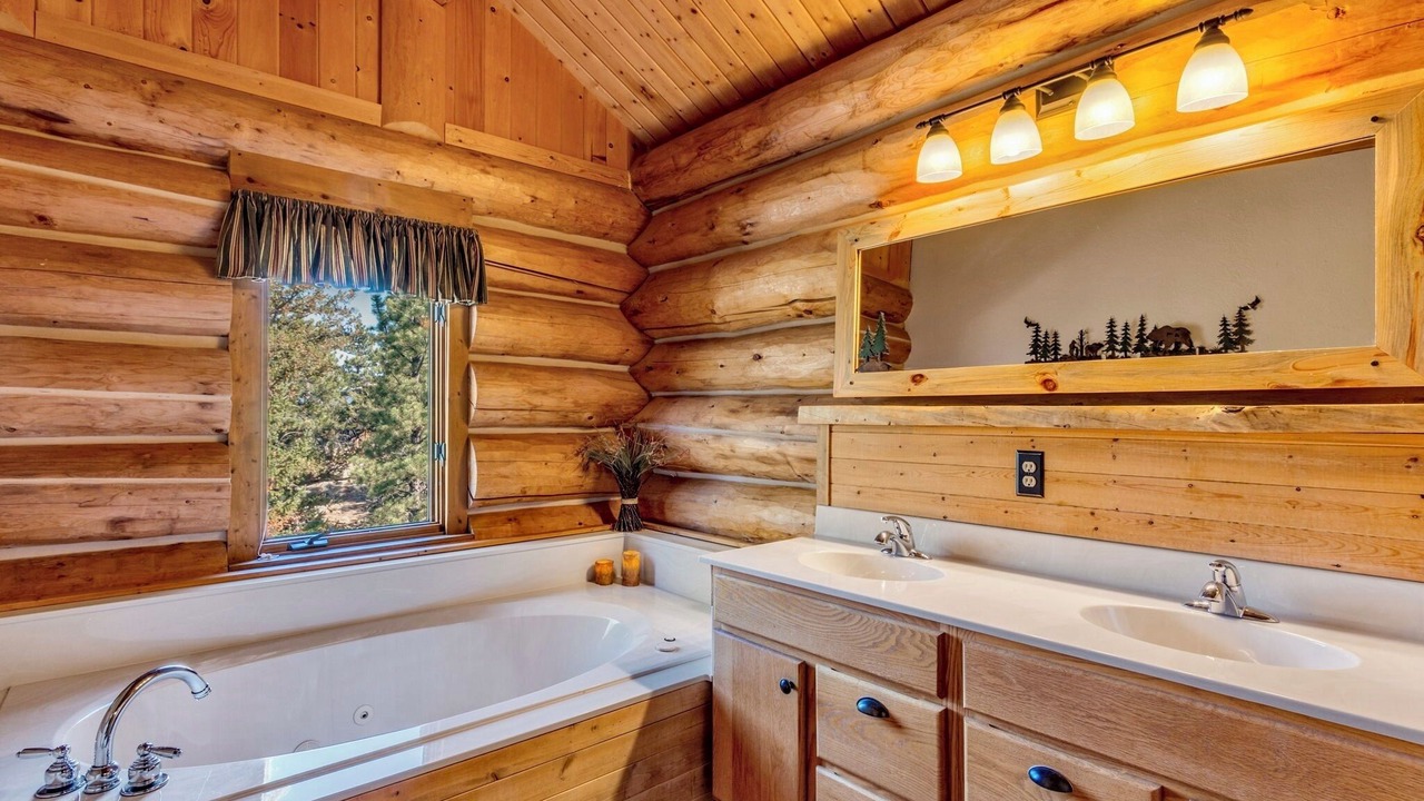 Photo of Bathroom in Carriage Hills