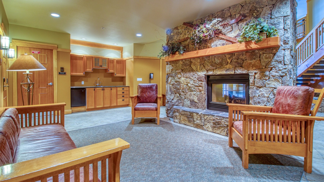 Photo of Livingroom in Copper Mountain Village