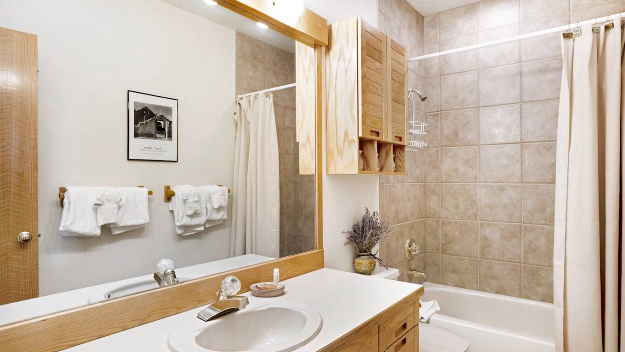Photo of Bathroom in Wildernest