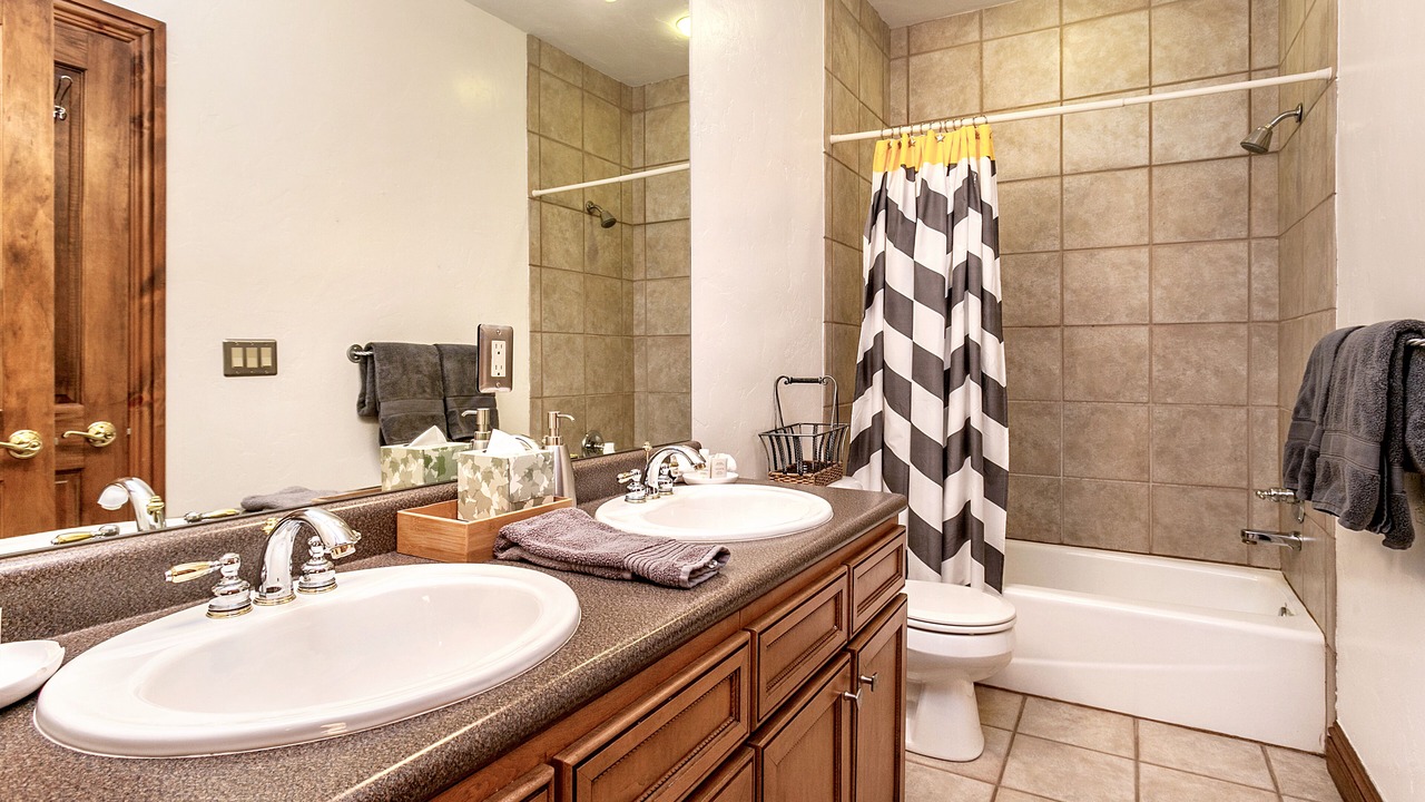 Photo of Bathroom in Intermountain