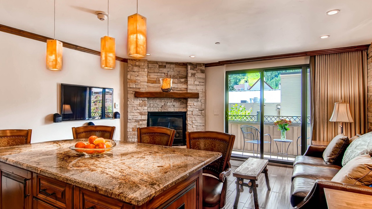 Photo of Livingroom in Vail
