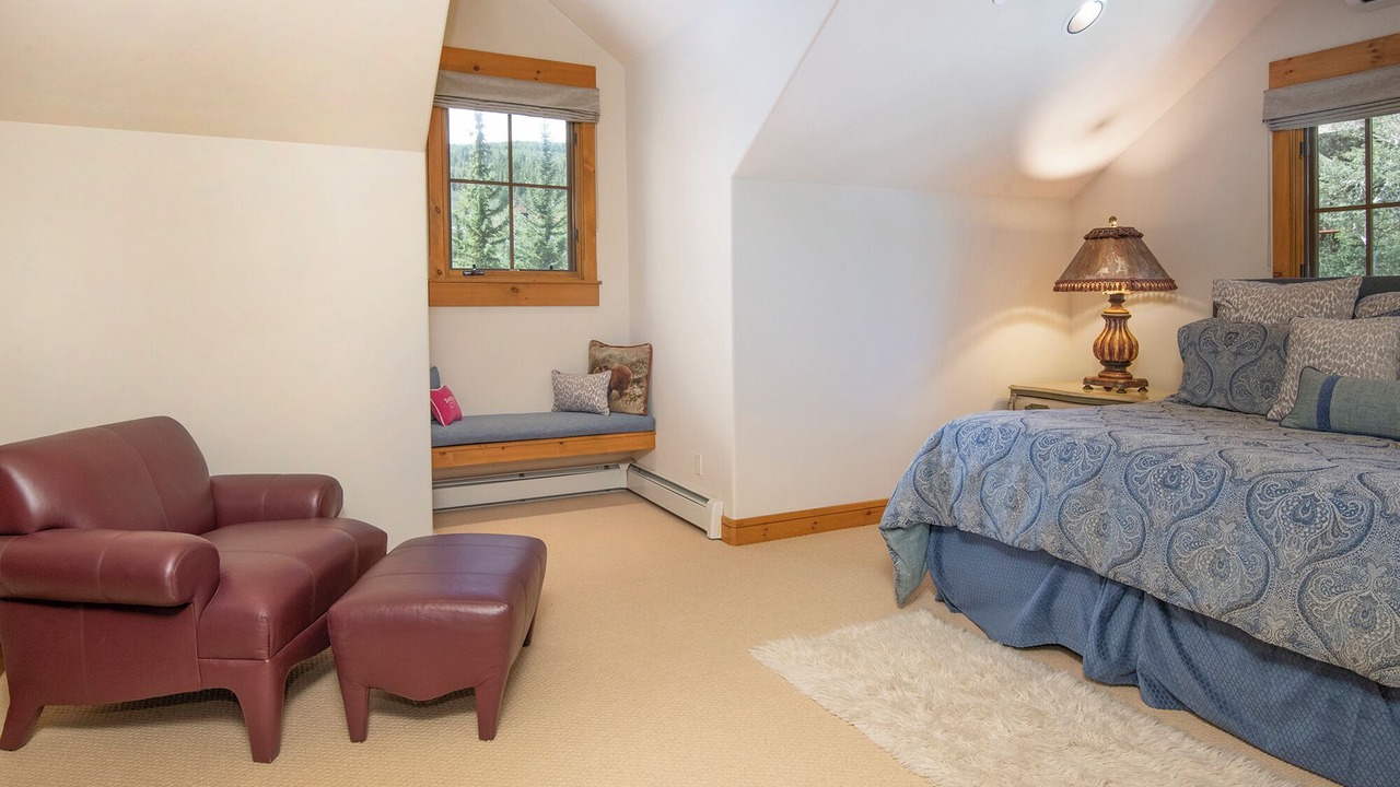 Photo of Bedroom in Avon