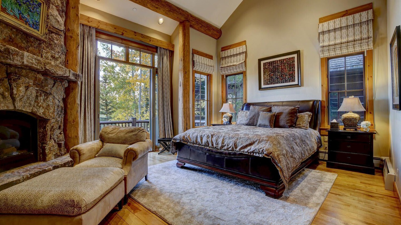 Photo of Bedroom in Avon