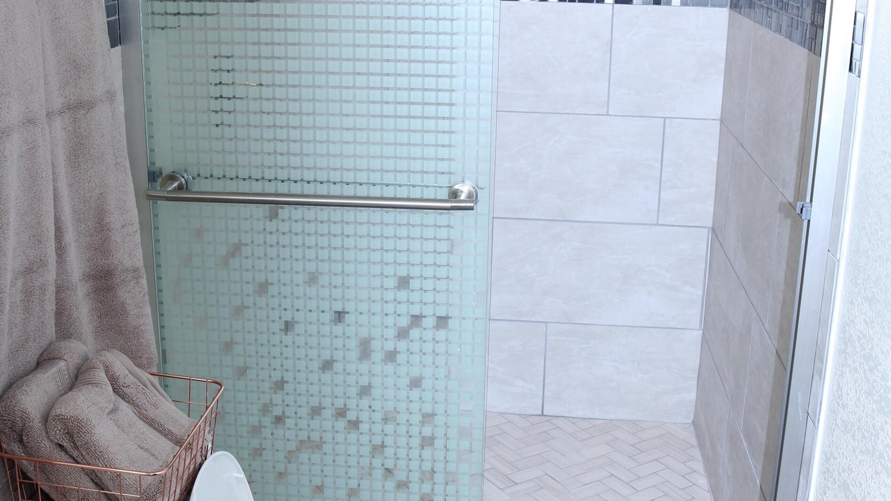 Photo of Bathroom in Aurora Highlands