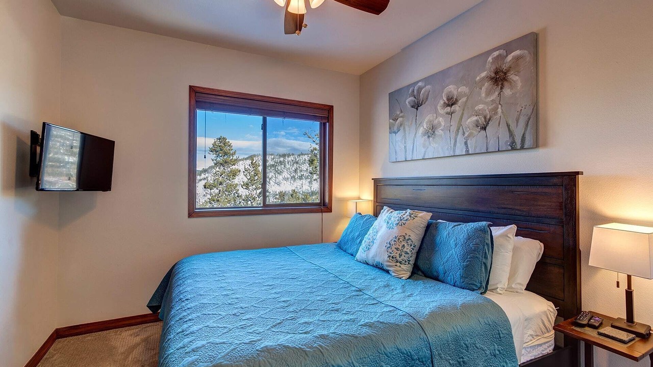 Photo of Bedroom in Breckenridge