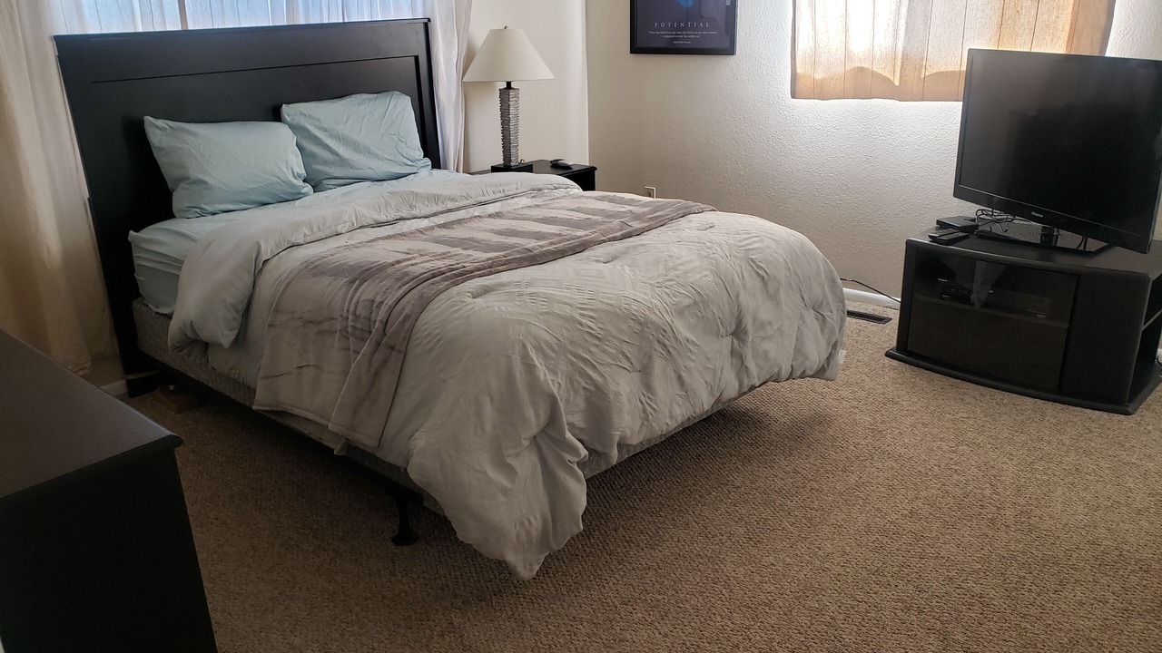 Photo of Bedroom in Englewood