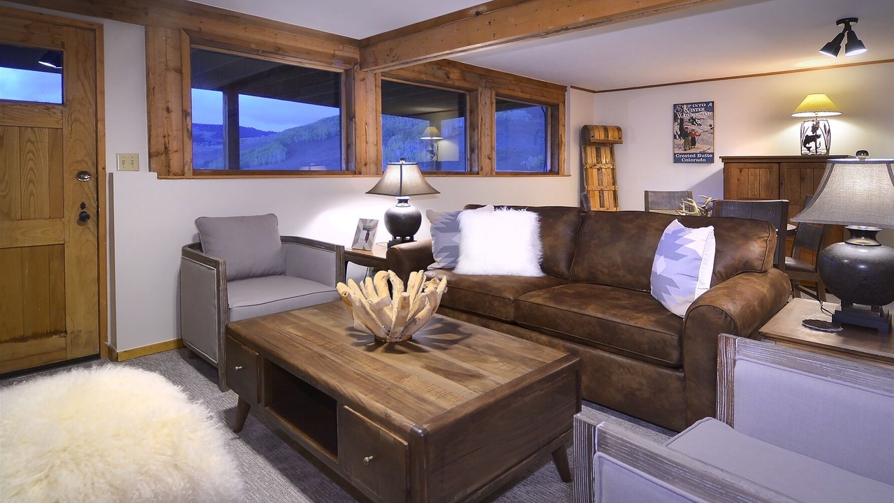 Photo of Livingroom in Crested Butte