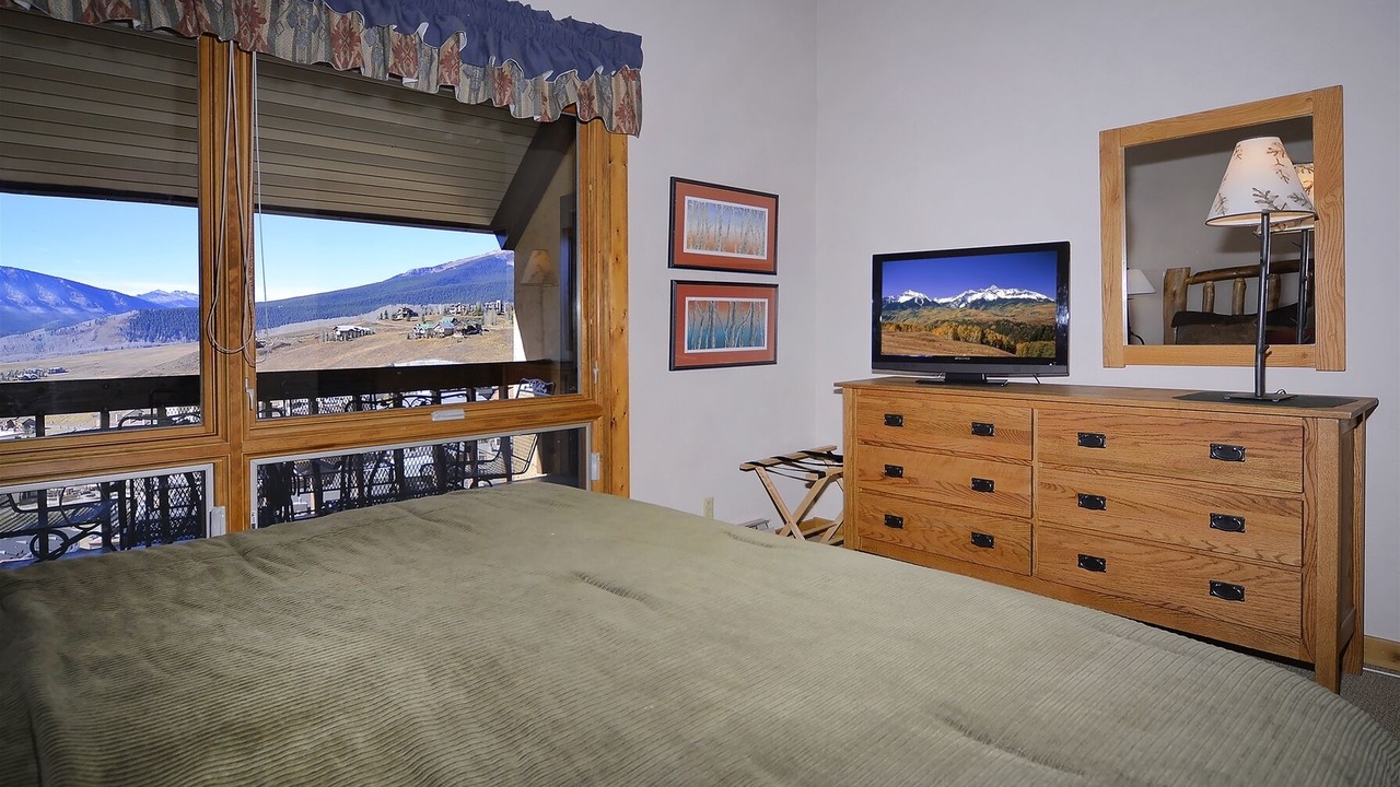 Photo of Bedroom in Crested Butte