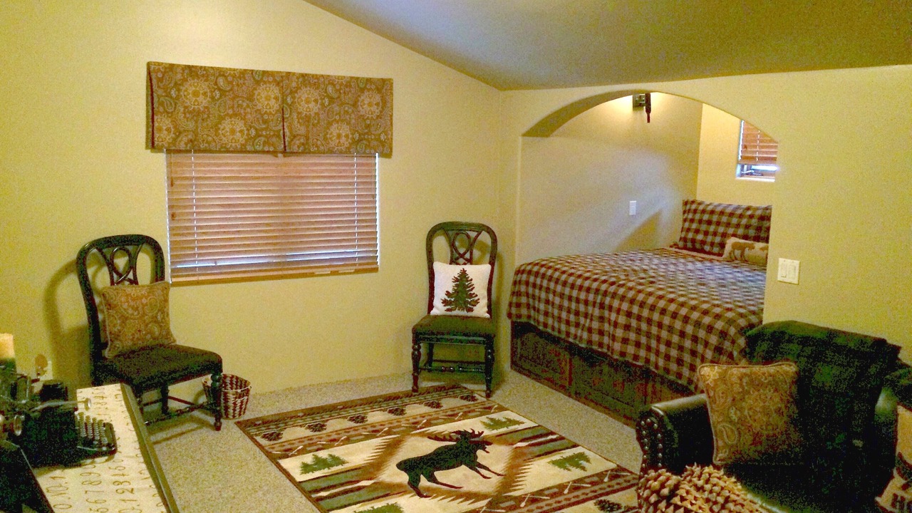 Photo of Bedroom in Columbine Lake