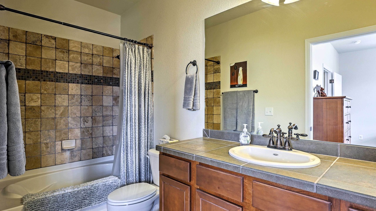 Photo of Bathroom in Silvercreek