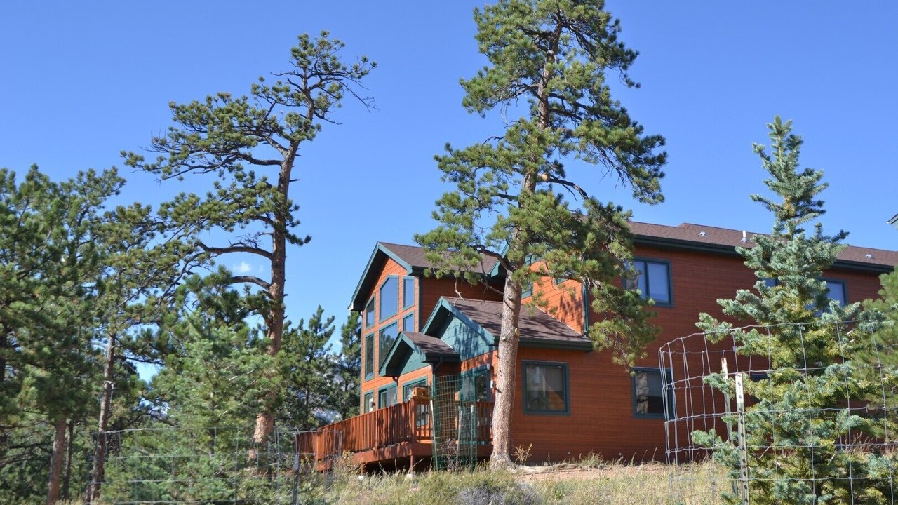 Photo of Outdoor in Stanley Hills