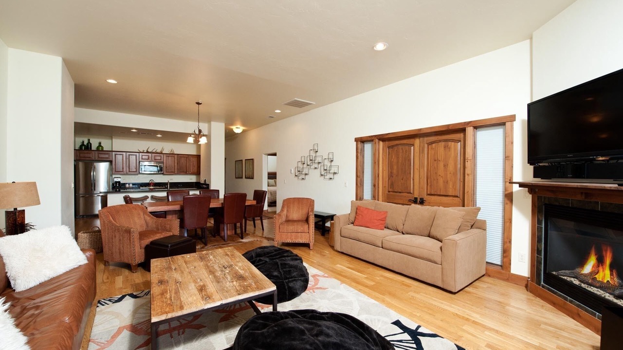 Photo of Livingroom in Purgatory