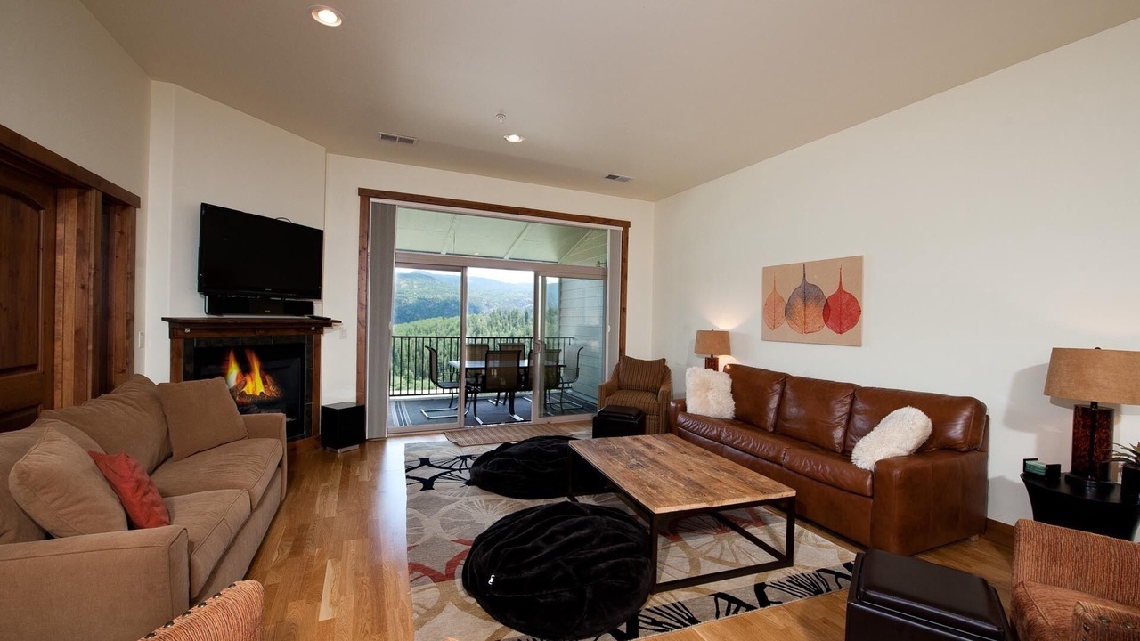 Photo of Livingroom in Purgatory