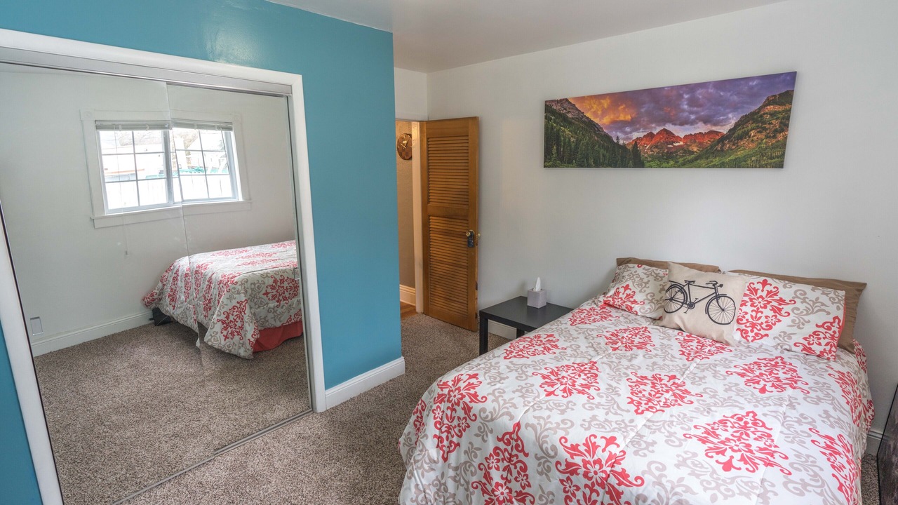 Photo of Bedroom in Colorado Springs