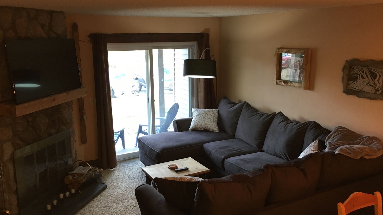 Photo of Livingroom in Fraser